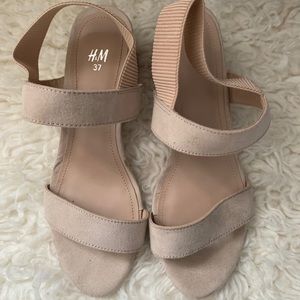 Women’s Strappy  block sandal heels